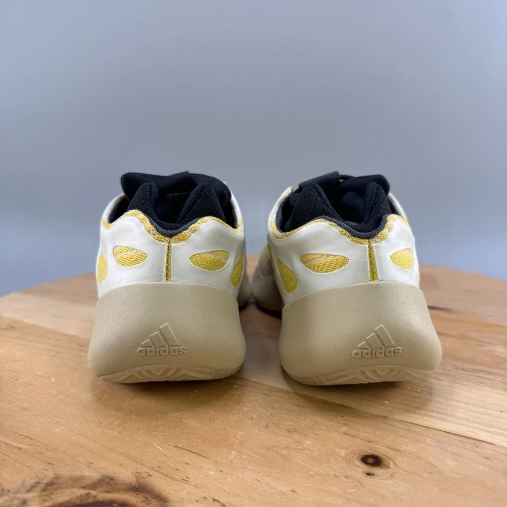 Adidas Yeezy 700 V3 Kids Size‎ 3.5 Shoes 'Safflower' Sneakers Yellow G54854  NEW